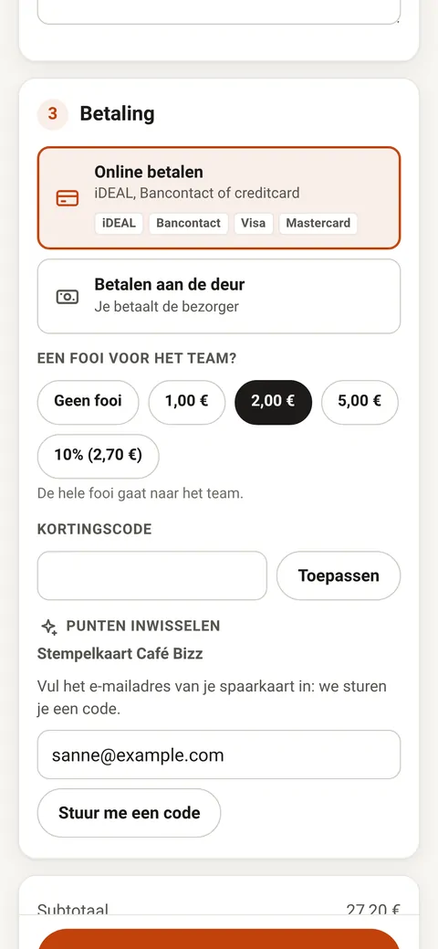 De stap Betaling: online betalen of aan de deur, een fooi, een kortingscode en punten inwisselen